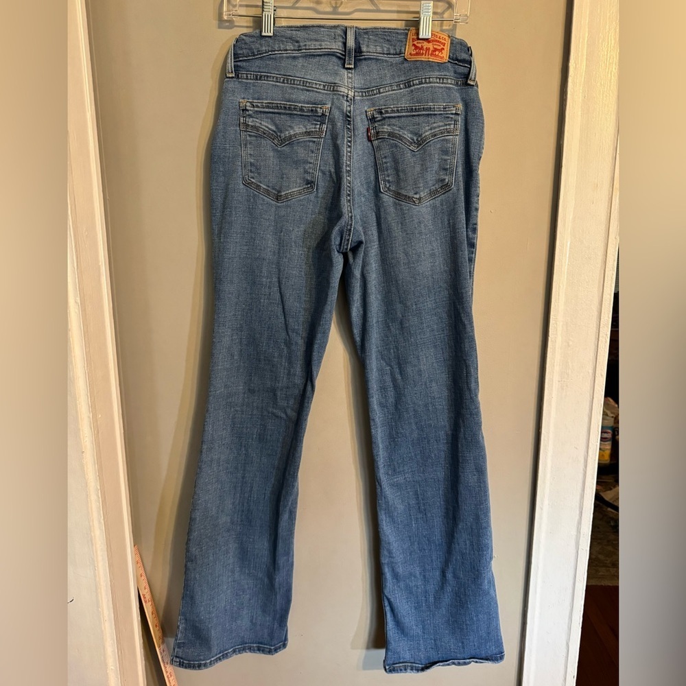 Levi's Light Blue Classic Bootcut Jeans - Picture 6 of 7
